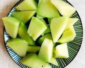 吃网纹瓜下奶,轻松实现下奶秘诀