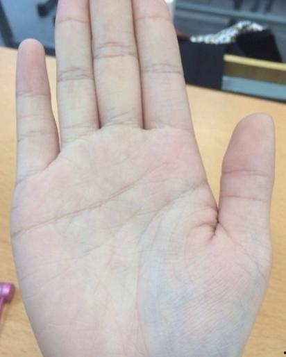 吃瓜的人的手相,手相中的趣味人生