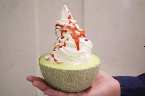 吃冰淇淋吃哈密瓜,冰淇淋与哈密瓜的完美邂逅