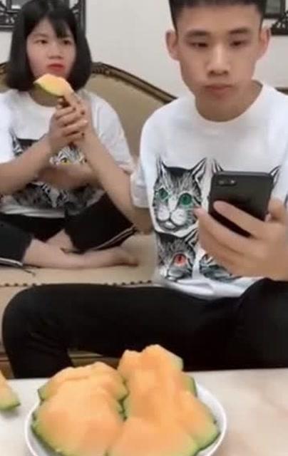 姐姐姐夫吃瓜,一场意外的吃瓜盛宴