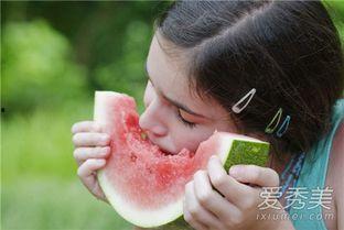 吃瓜影响运势嘛,揭秘日常小习惯对命运的影响